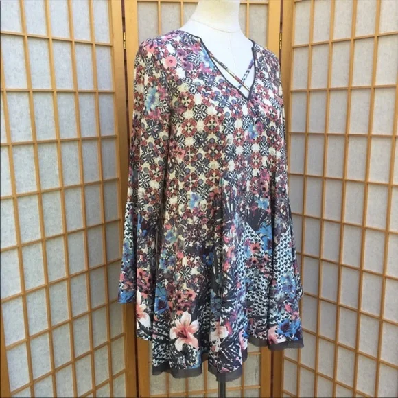 Umgee Boho Floral Print Tunic Top SZ S - Picture 5 of 8